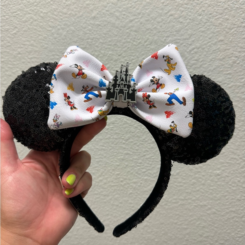 Minnie Mouse and Friends Loungefly Ear Headband for Adults